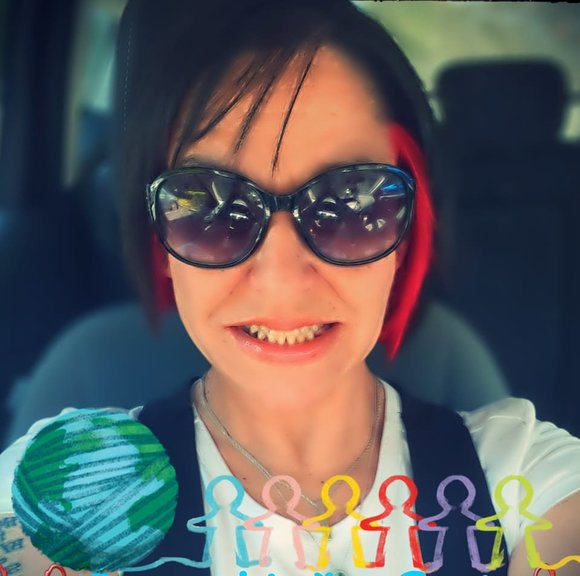 Meet your Posher, Kelli - Picture 1 of 1